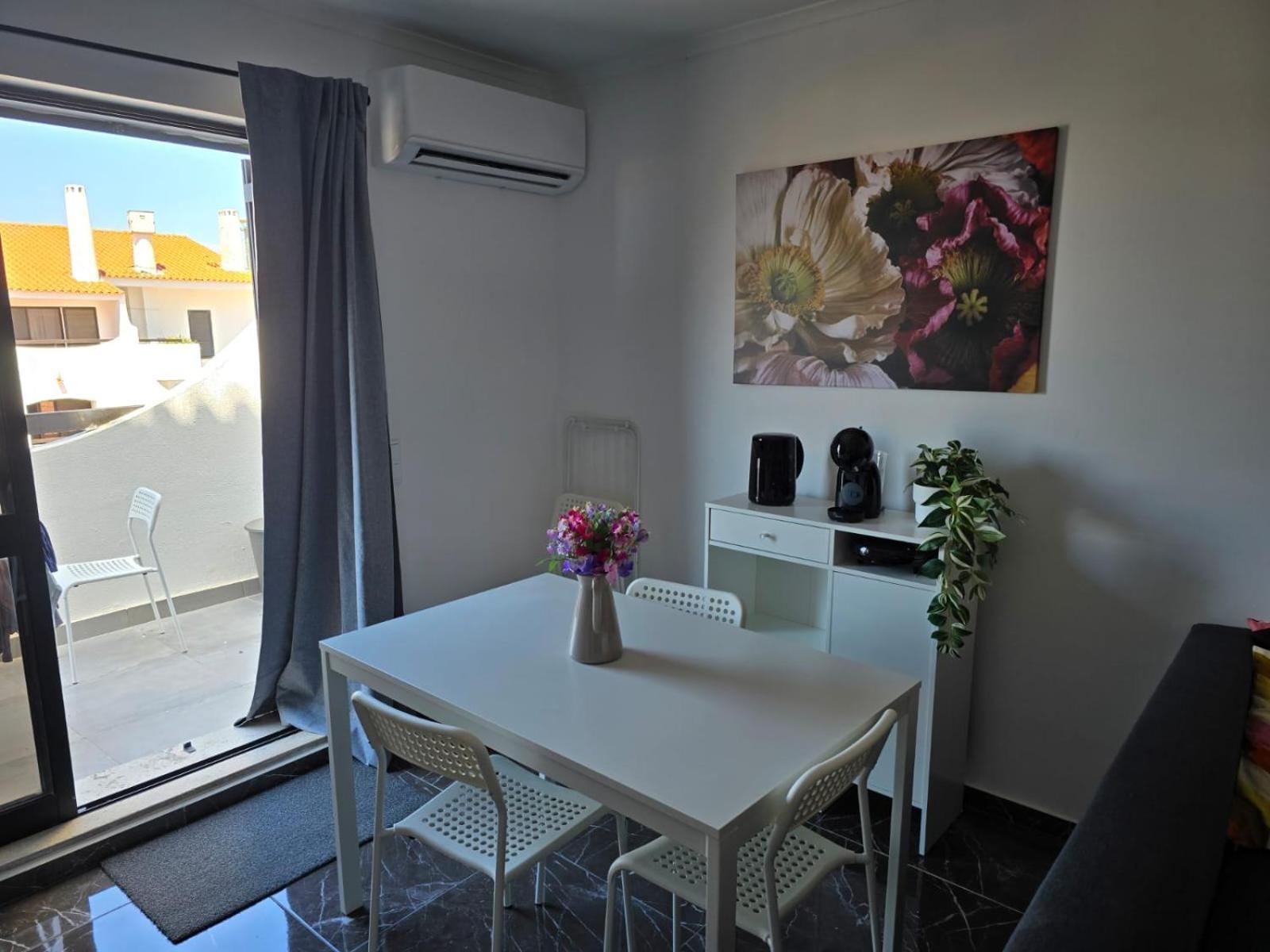 Studio Rua Dos Bares Em Αλμπουφέιρα Εξωτερικό φωτογραφία