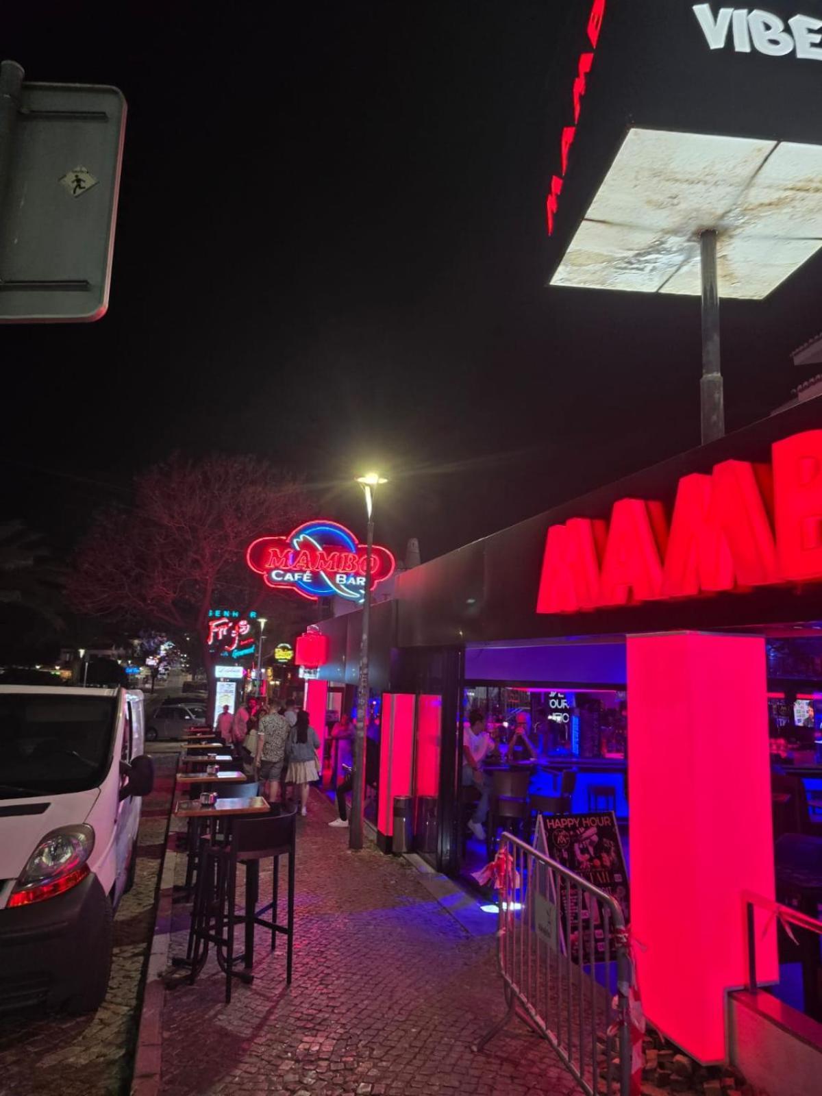 Studio Rua Dos Bares Em Αλμπουφέιρα Εξωτερικό φωτογραφία
